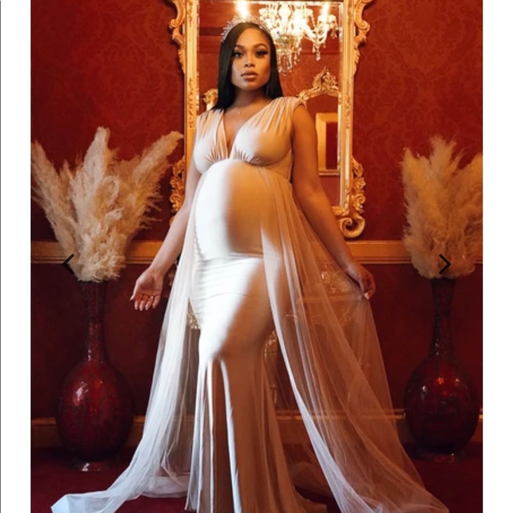 ChicBumpClub Maternity Gown